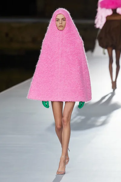 Look 57